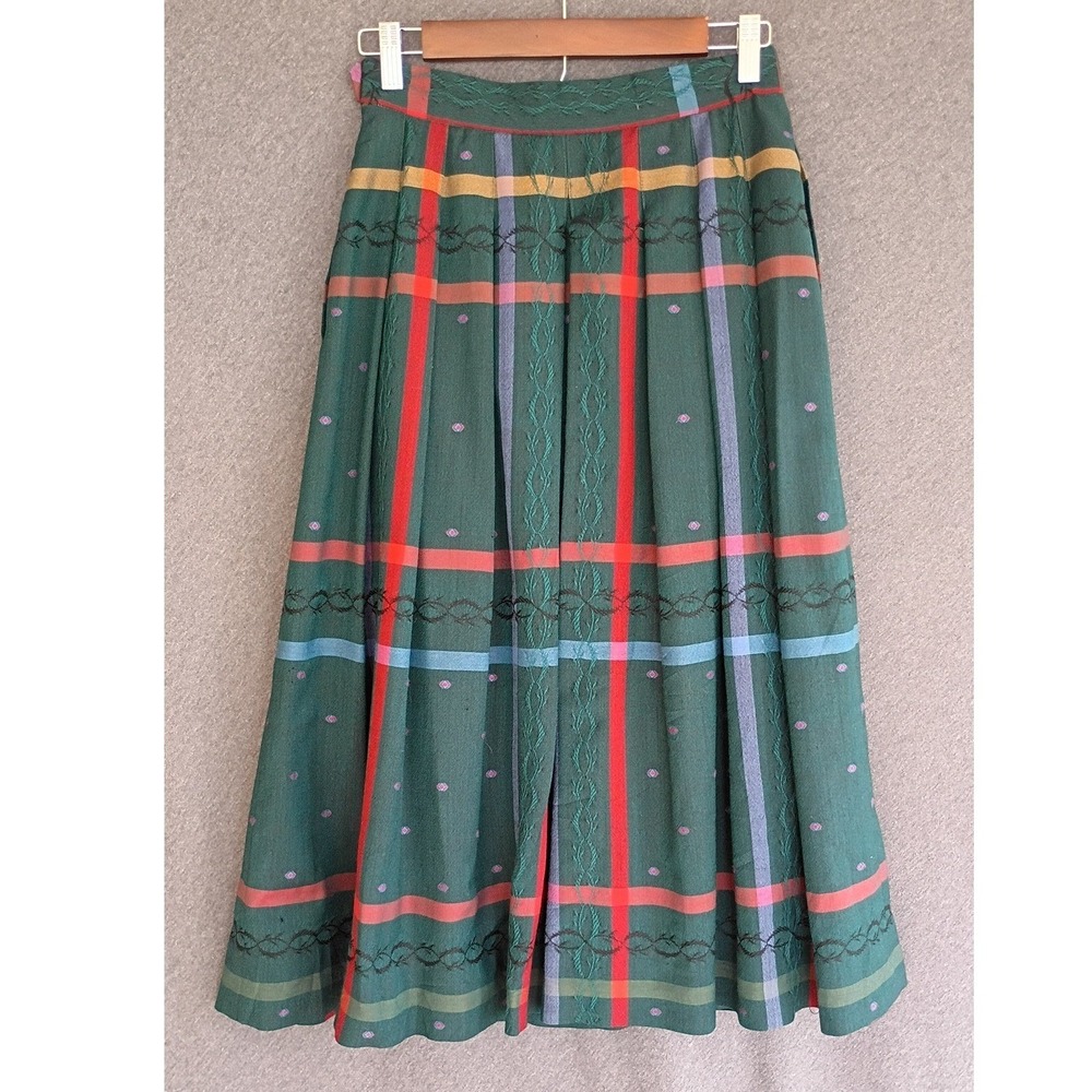 Vintage Geiger Green Plaid Boiled Wool Midi Skirt Rosette Embroidered Size 36 S - Picture 2 of 9